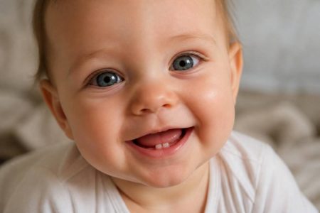 À quel âge apparaissent les dents de lait ?