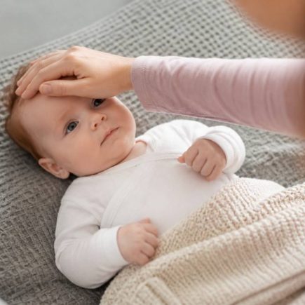 3 fièvre ou pas bebe : comment savoir si bébé a de la fièvre ?