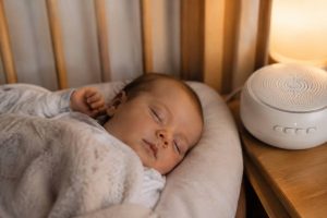 4eme trimestre : comment le bruit blanc accompagne le sommeil et l’apaisement du bébé