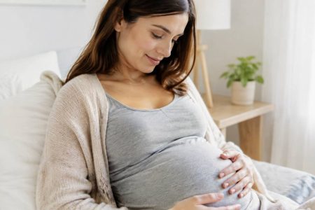 1er trimestre : boutons de grossesse, causes et solutions