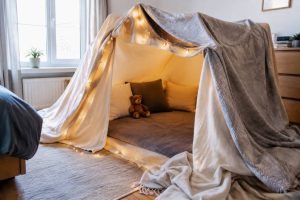 Comment faire une cabane dans sa chambre : idées et conseils pratiques