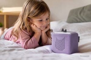 Toniebox jusqu’à quel âge : à partir de quand votre enfant peut-il l’utiliser ?
